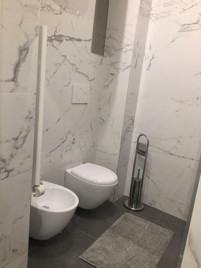 Appartamento Con Vista Milan Exterior photo